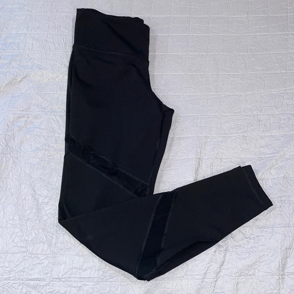 Black Old Navy Leggings with mesh slits